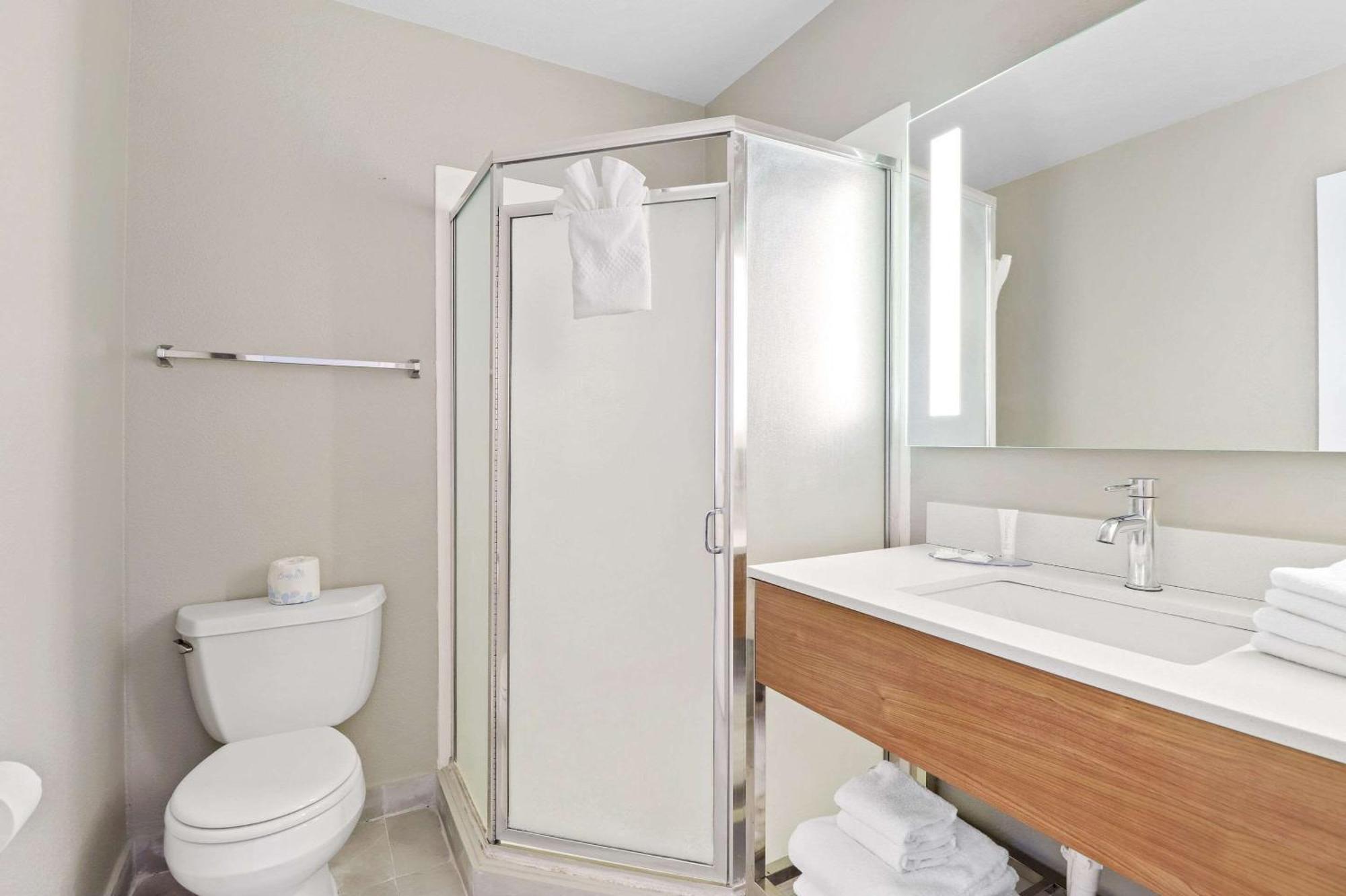 Clarion Pointe Ridgecrest Near China Lake Naval Station Экстерьер фото