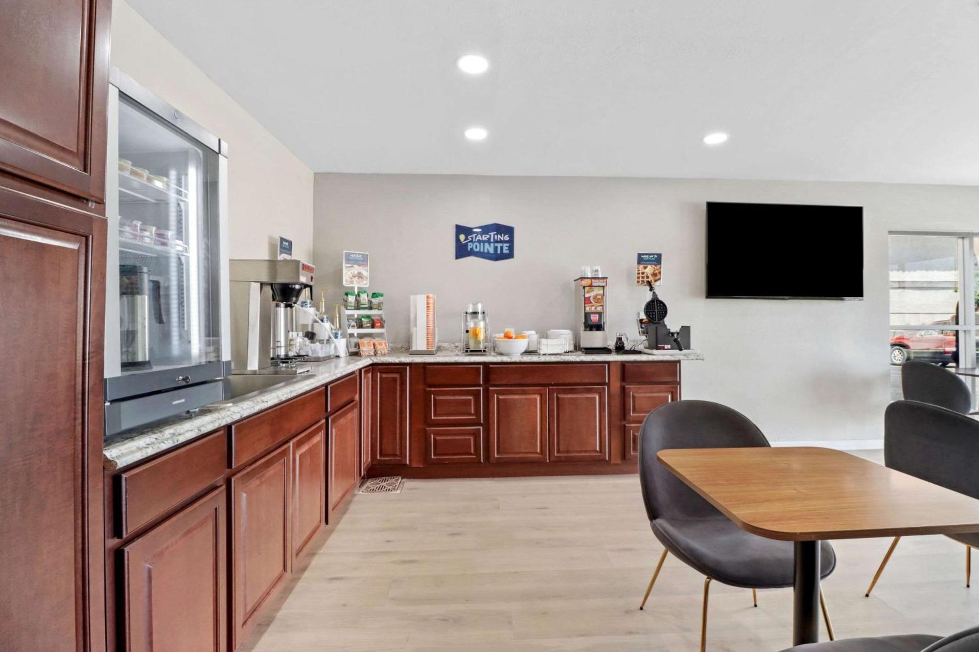 Clarion Pointe Ridgecrest Near China Lake Naval Station Экстерьер фото