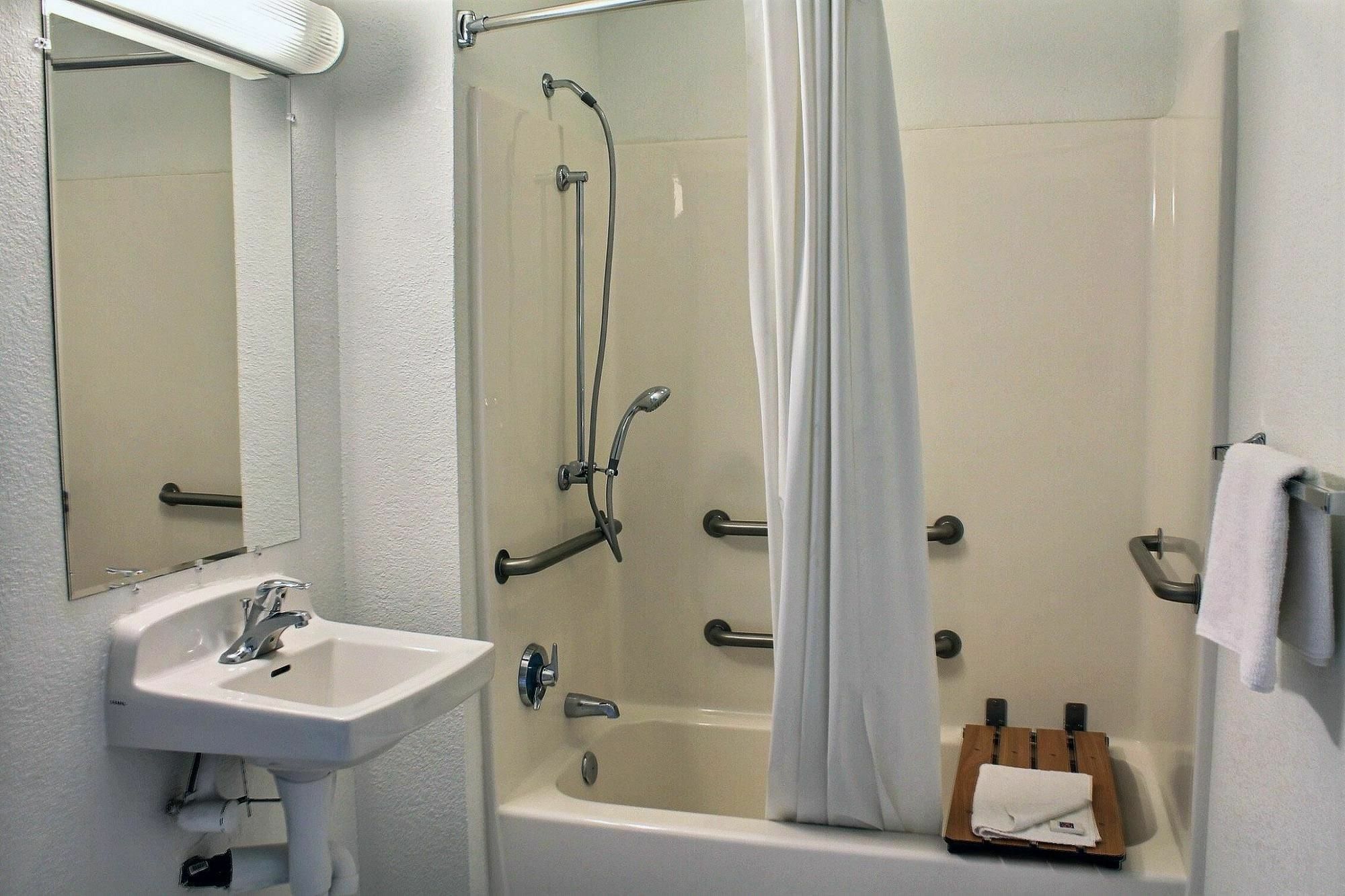 Clarion Pointe Ridgecrest Near China Lake Naval Station Экстерьер фото